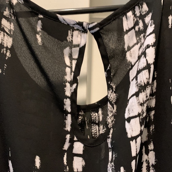 A.n.a semi sheer tunic, tank top, size extra large - Picture 4 of 6